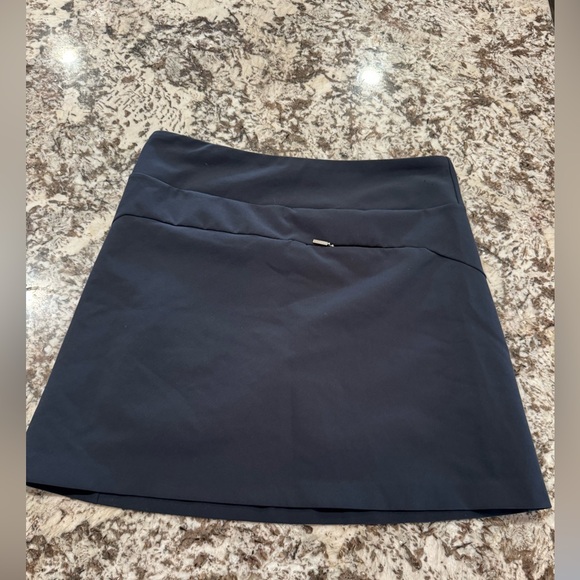 Cutter & Buck Women's Moisture Wicking Pacific Pull-on Skort with Pockets - Picture 12 of 13